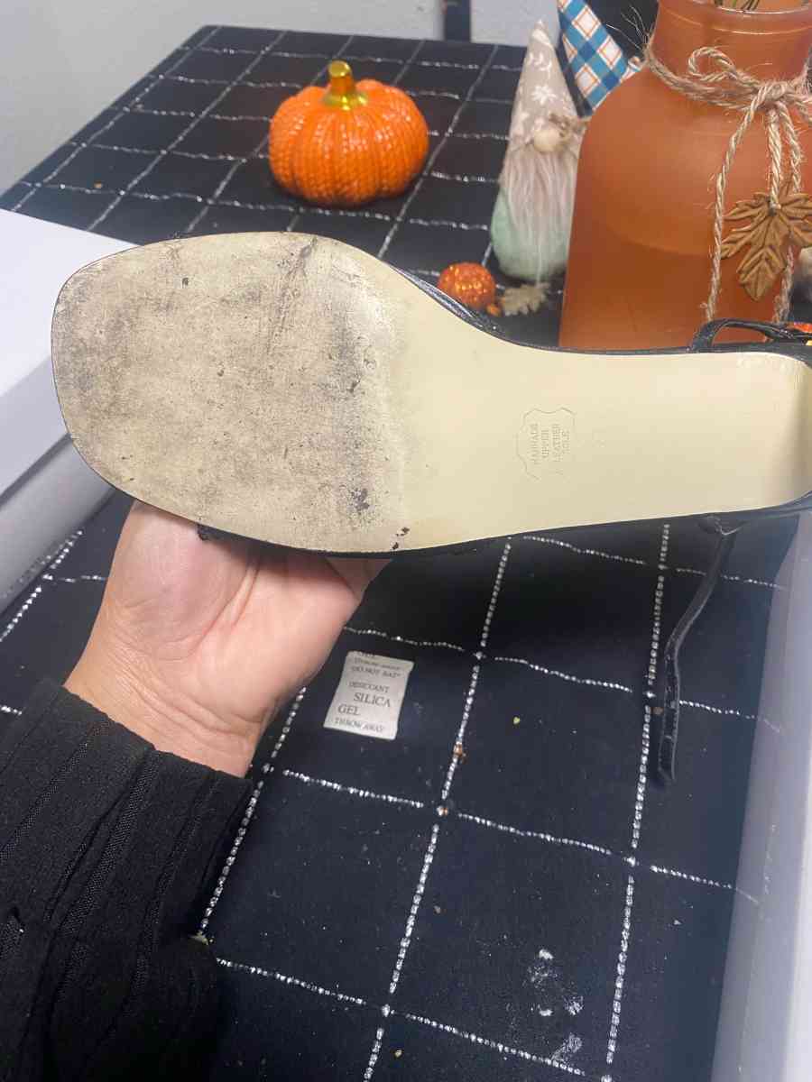 womens shoes - San Marcos, California - FleaMarketBay