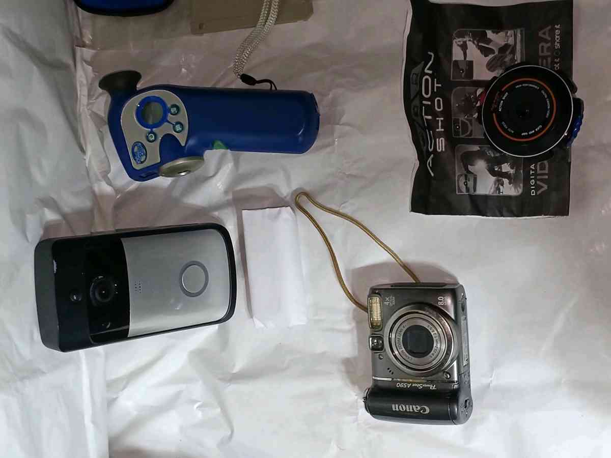 Camara lot - Indianapolis, Indiana - FleaMarketBay