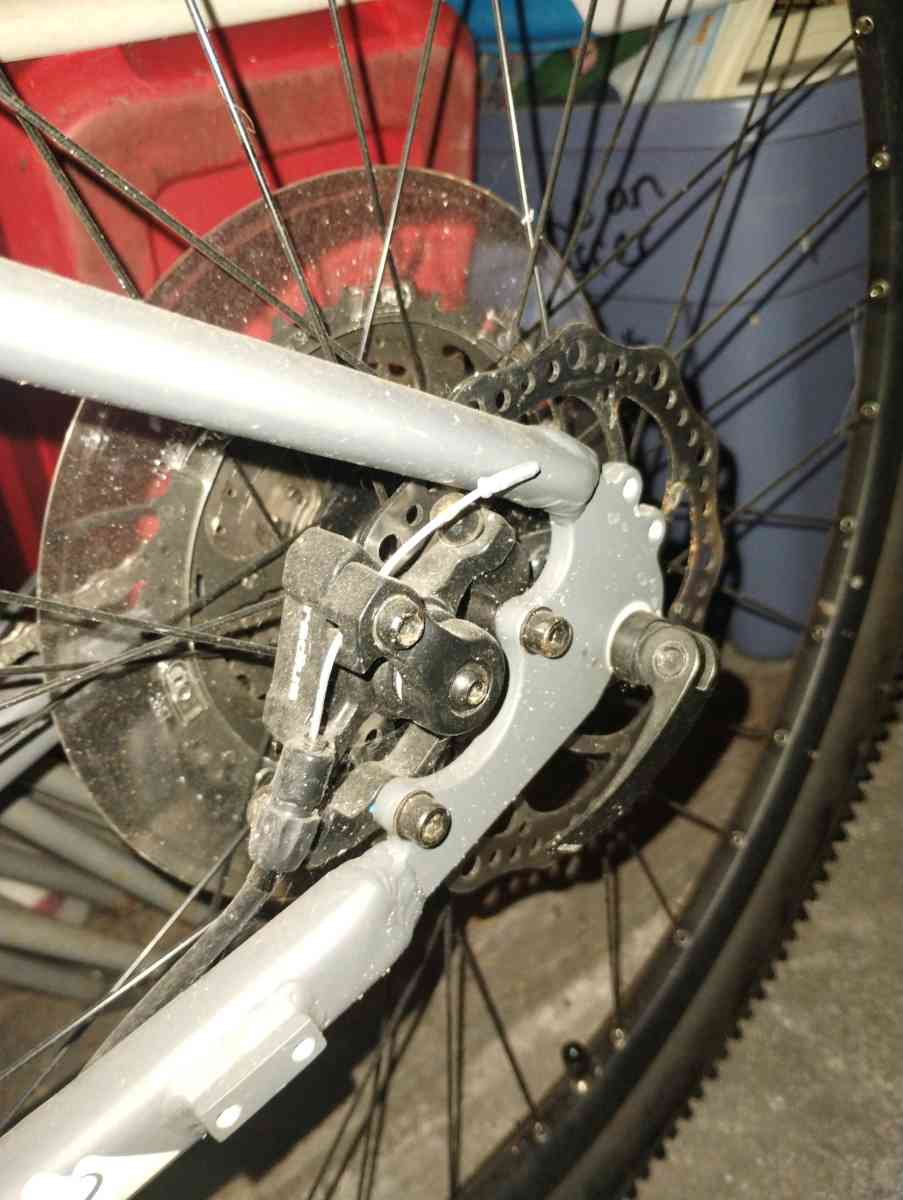 mans Ozark mountain bike - Lakeland, Florida - FleaMarketBay