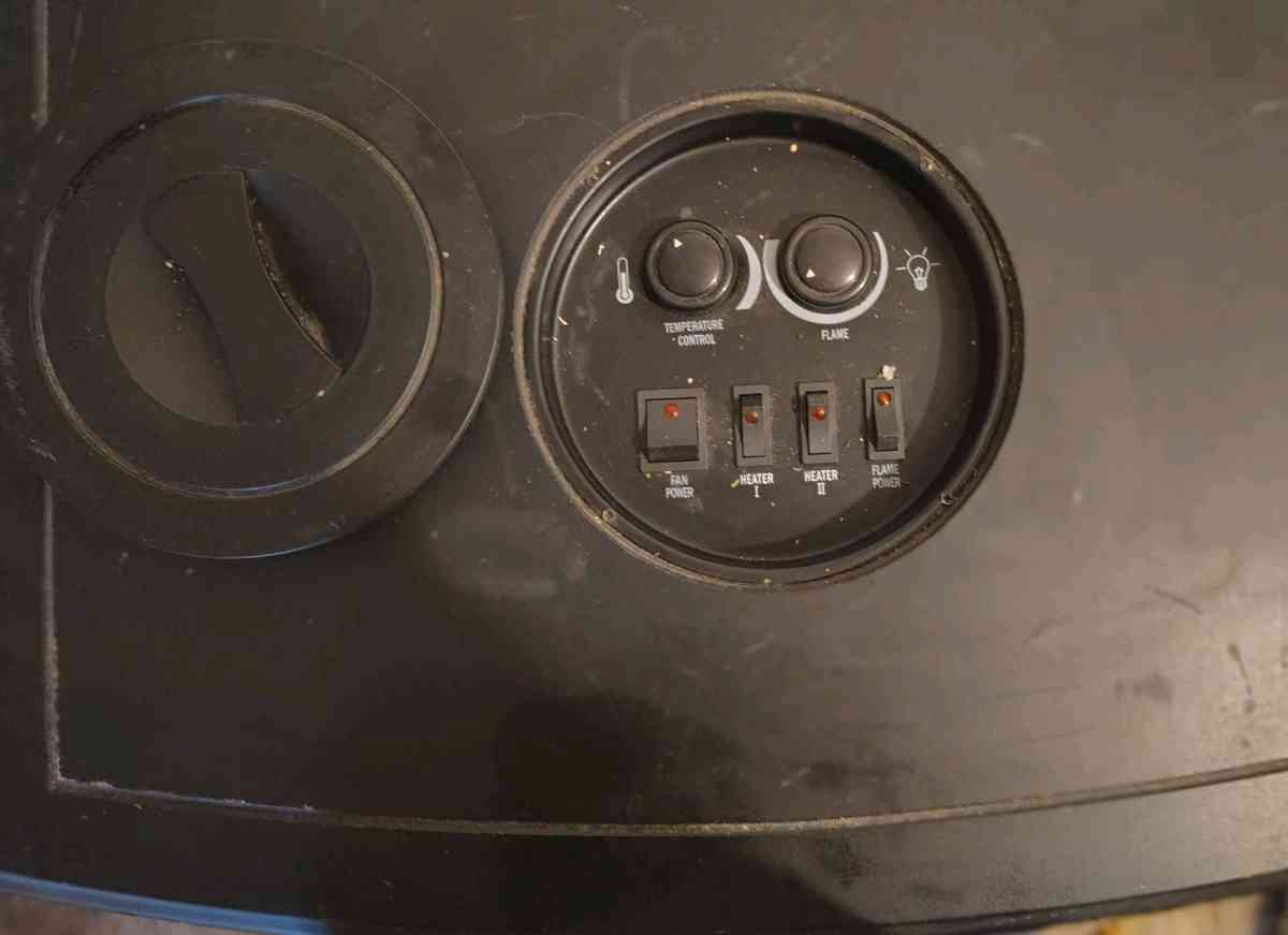 electric fireplace - Summitville, Ohio - FleaMarketBay