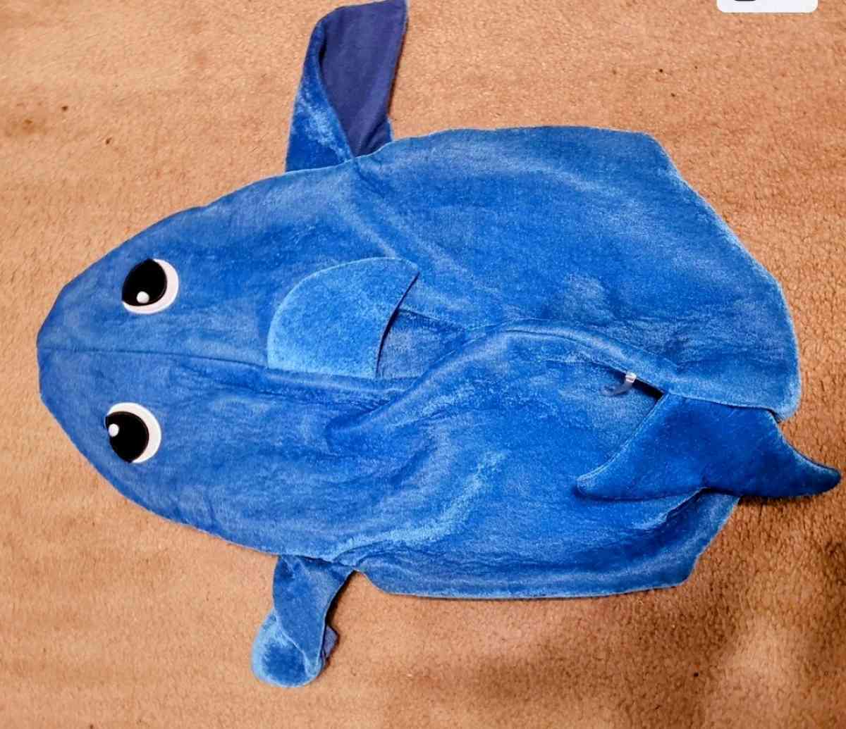 Baby shark costume - Harvest, Alabama - FleaMarketBay