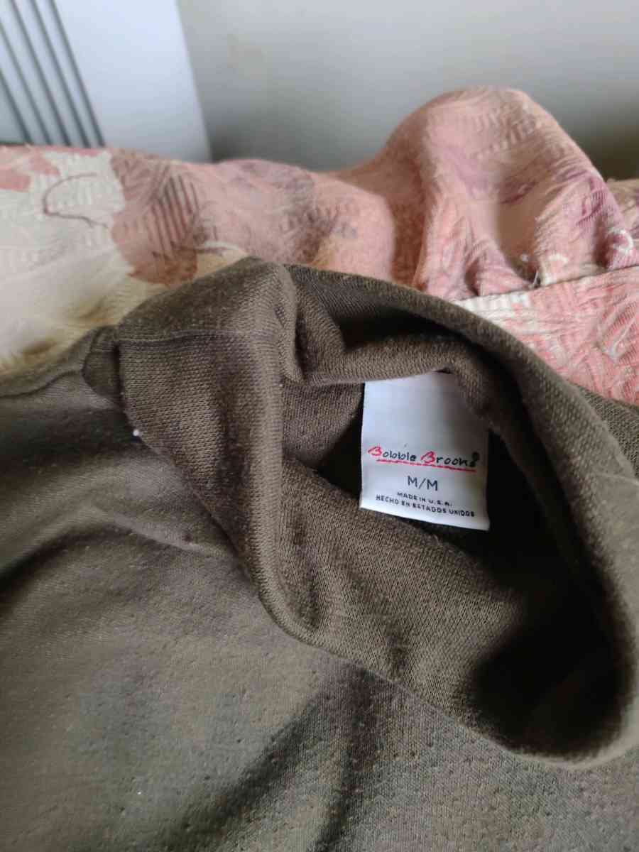 Green Turtle neck - Gary, Indiana - FleaMarketBay