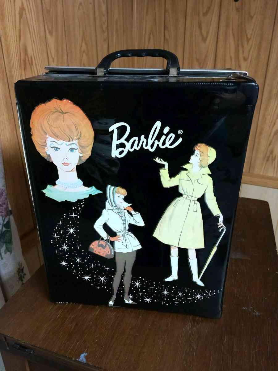 1960s Barbie Case - Gary, Indiana - FleaMarketBay