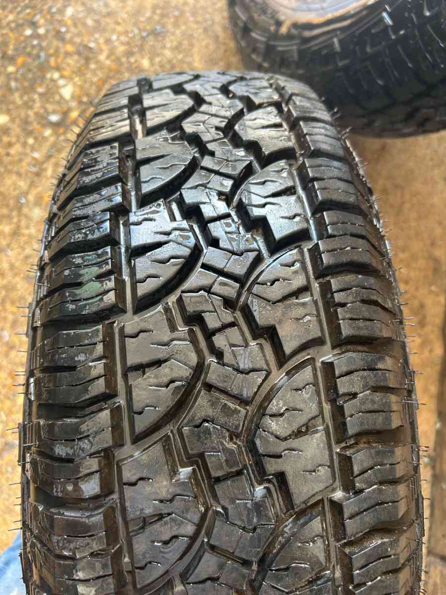 15 in CHEVY RIMS WITH NEW TIRES - San Antonio, Texas - FleaMarketBay