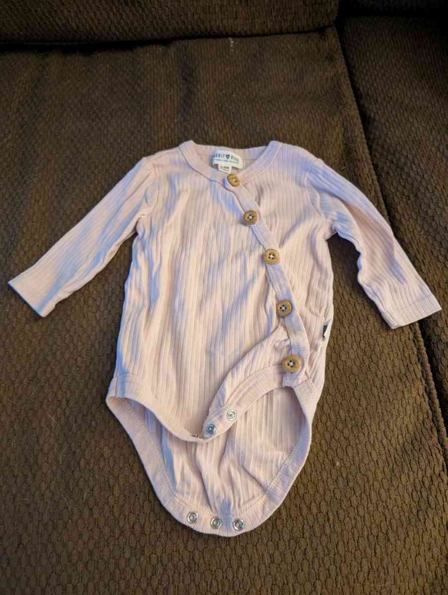 Baby onesie with buttons - Savannah, Georgia
