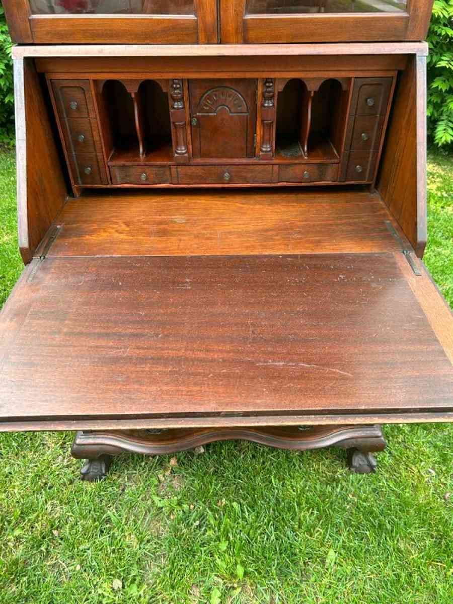 secretary desk - Saint Paul, Minnesota - FleaMarketBay