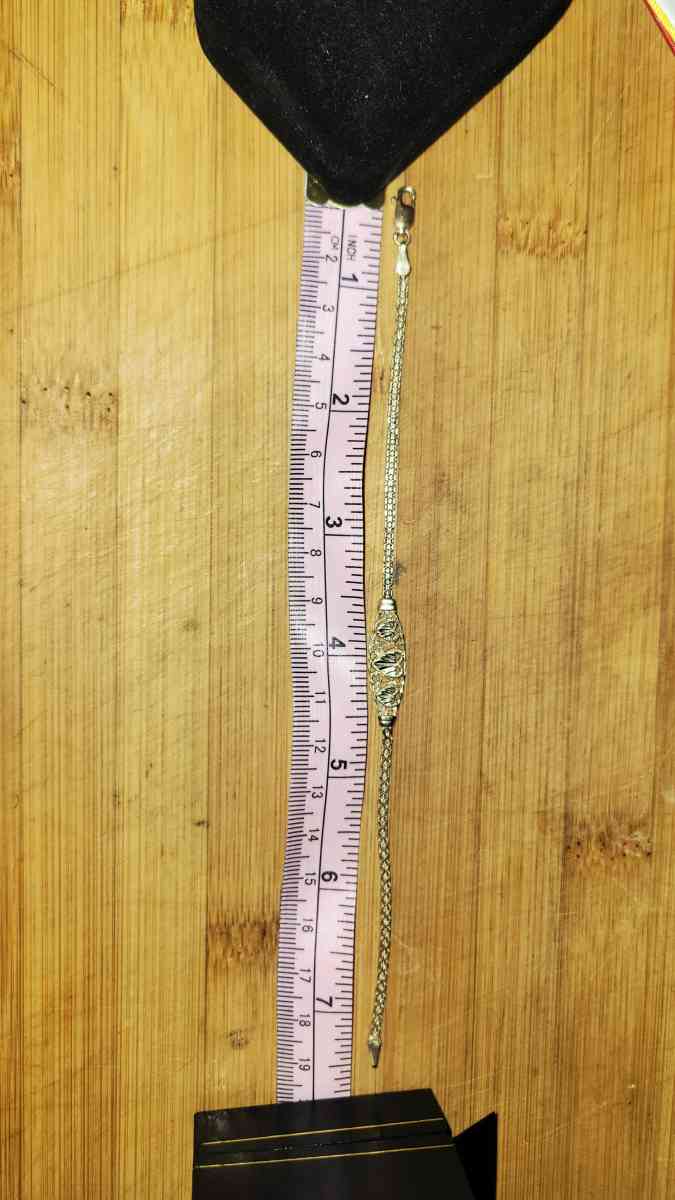 14kt Bracelet Diamond engraved Hearts - Flagstaff, Arizona - FleaMarketBay