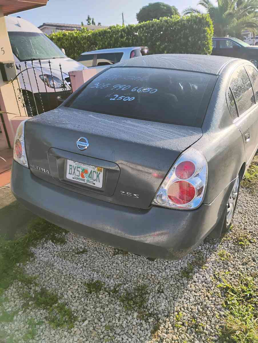 Nissan Altima - Miami, Florida - FleaMarketBay
