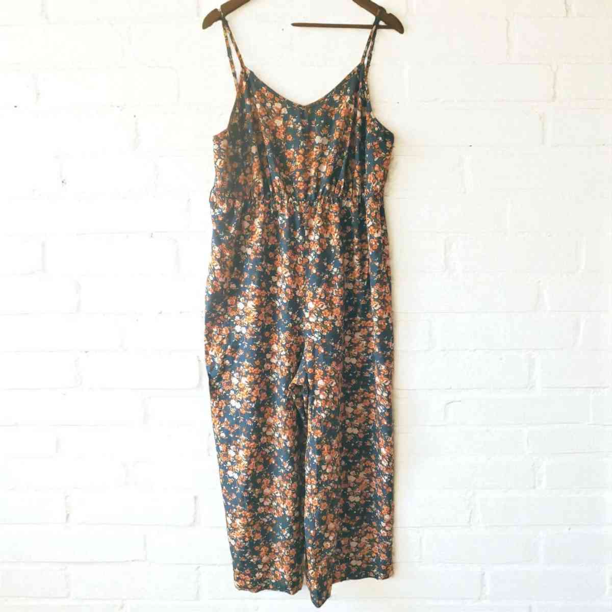 Floral Sleevless Jumpsuit with Adjustable Straps - Herriman, Utah - FleaMarketBay