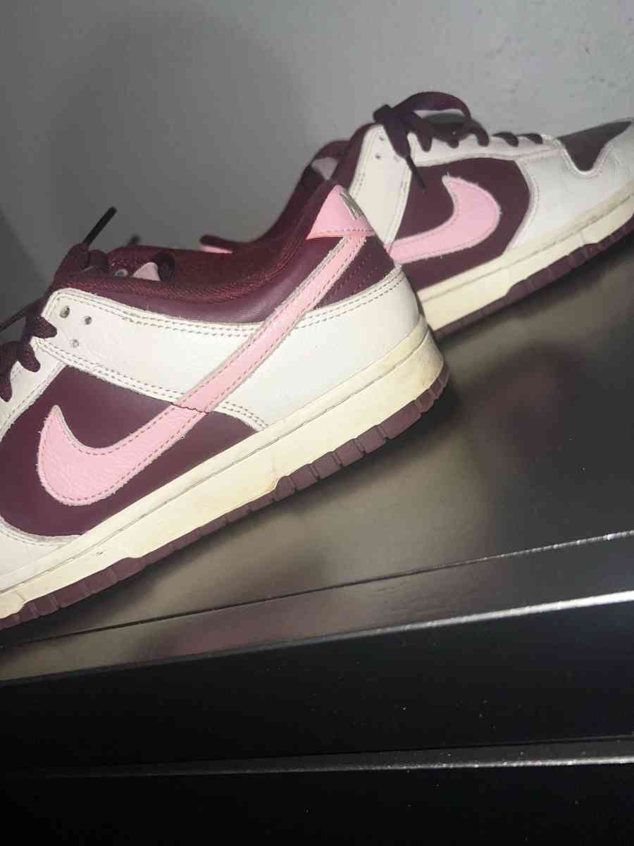 valentines dunks - Haughton, Louisiana - FleaMarketBay