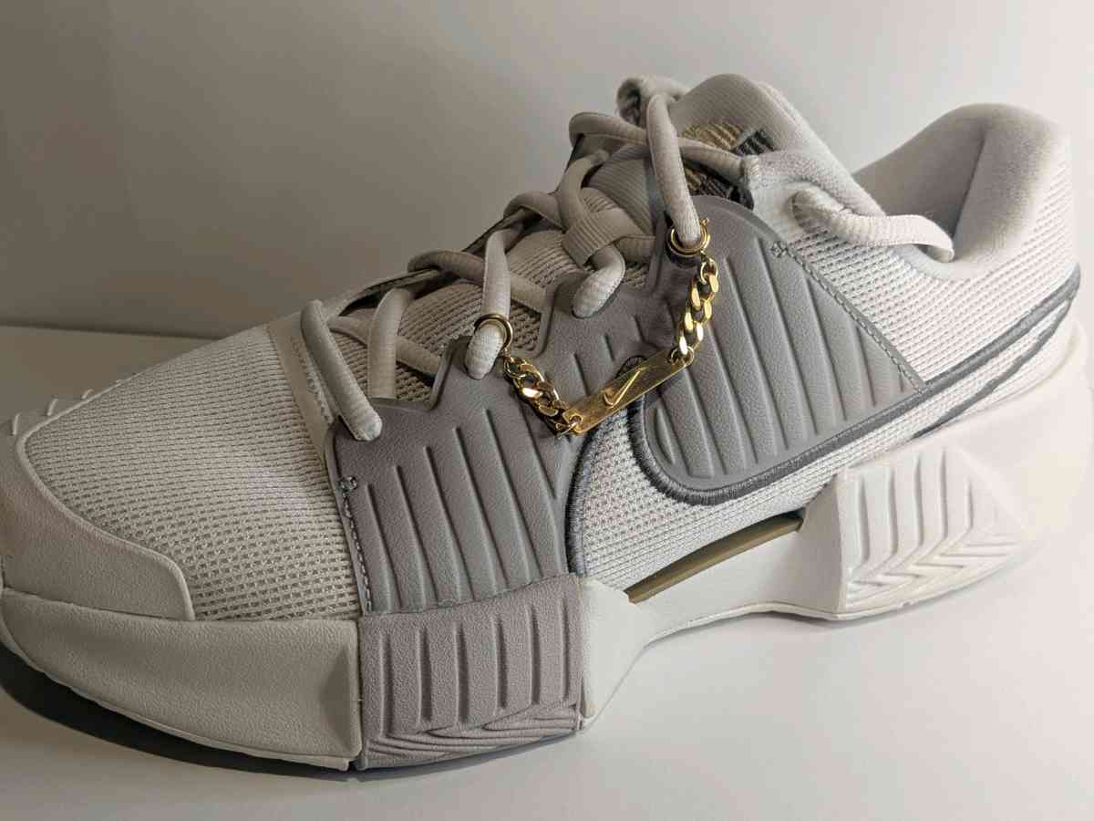 Nike GP Challenger pro - Avondale Estates, Georgia - FleaMarketBay