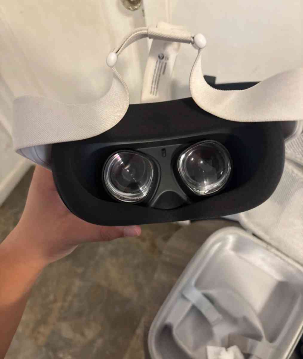 Meta quest 2 - Flushing, New York - FleaMarketBay