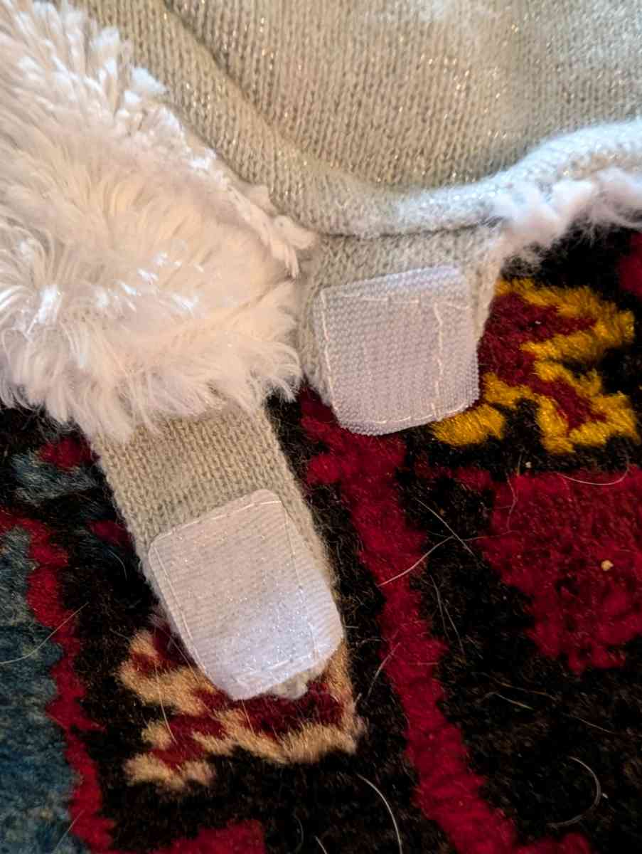 Baby Silver hat - Savannah, Georgia - FleaMarketBay