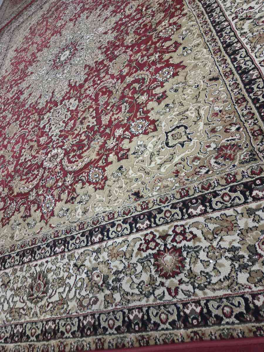 Elegance Persian Weavers Rug - Glendale, Arizona - FleaMarketBay