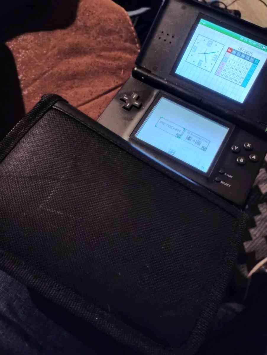 Nintendo bundle - Huntington, West Virginia - FleaMarketBay