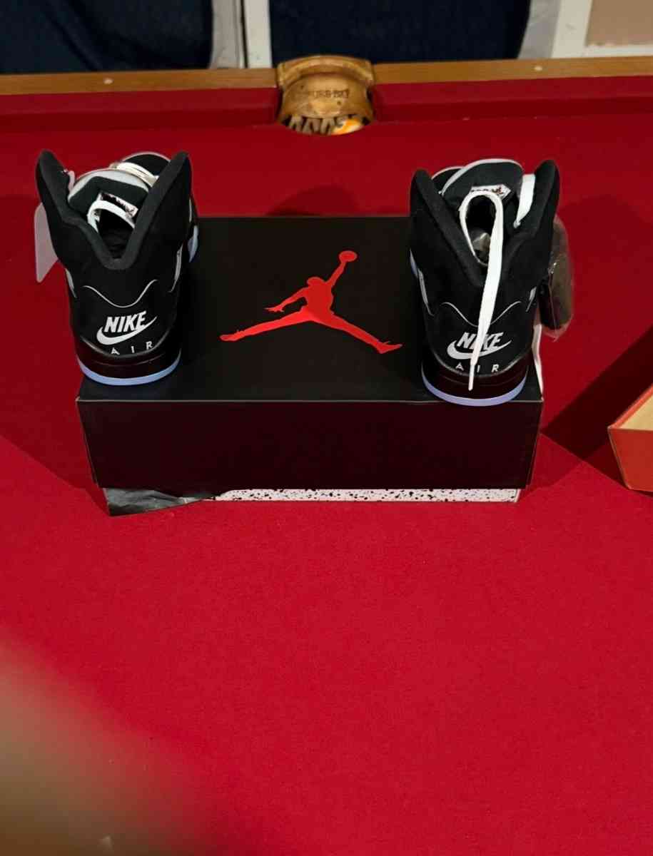 Air Jordan 5 retro OG metallic - Atlanta, Georgia - FleaMarketBay