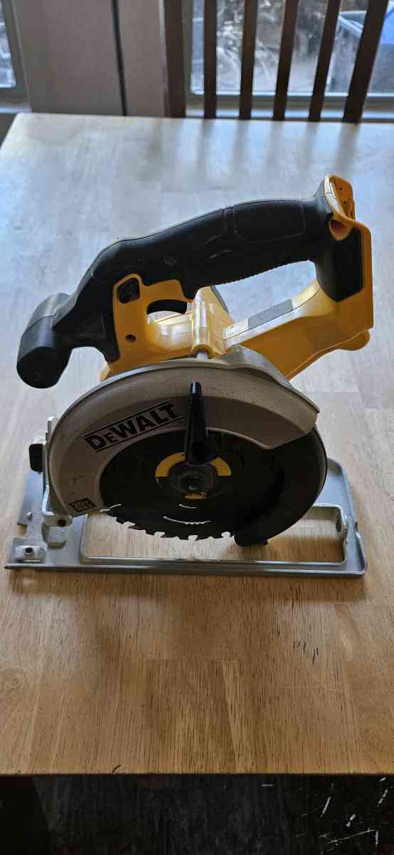 sierra DeWalt - Dallas, Texas