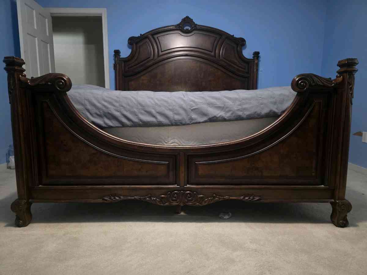 Fairmount Designs California King Bed Frame and nightstand