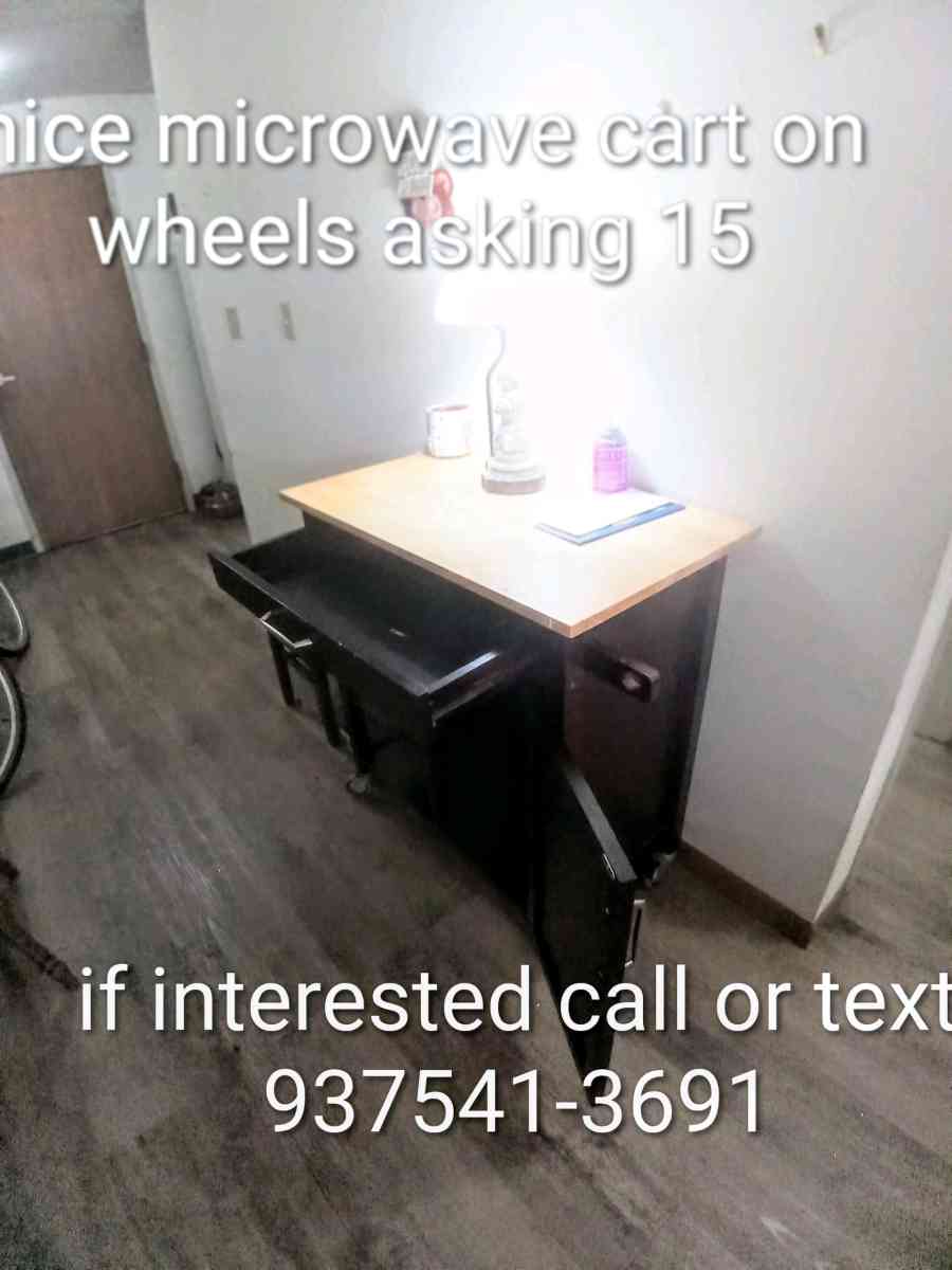 microwave cart - Adamsville, Ohio - FleaMarketBay