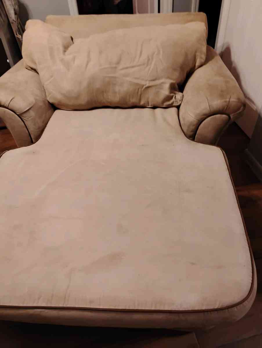 comfy lounge chair - Jacksonville, Florida