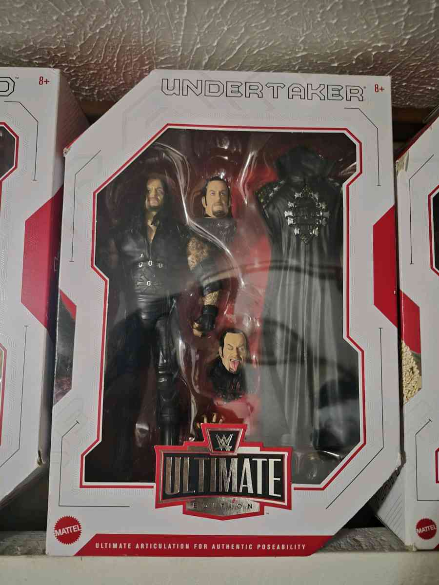 wwe and aew action figures - Highlands, Texas - FleaMarketBay