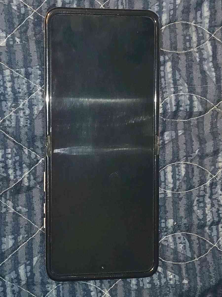 motarola Razr 2025 8 gb ram 128gb memory - Lima, Ohio - FleaMarketBay