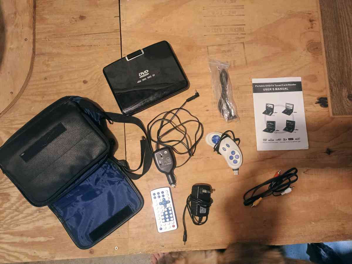 Portable DVD Player - Howells, Nebraska - FleaMarketBay
