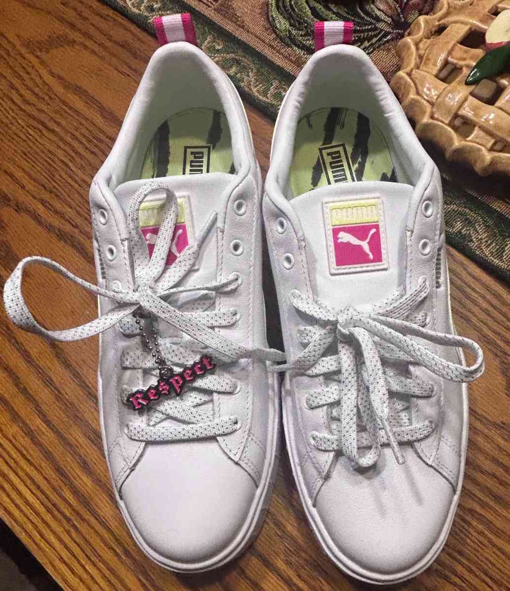 Puma Sneakers - Fayetteville, North Carolina