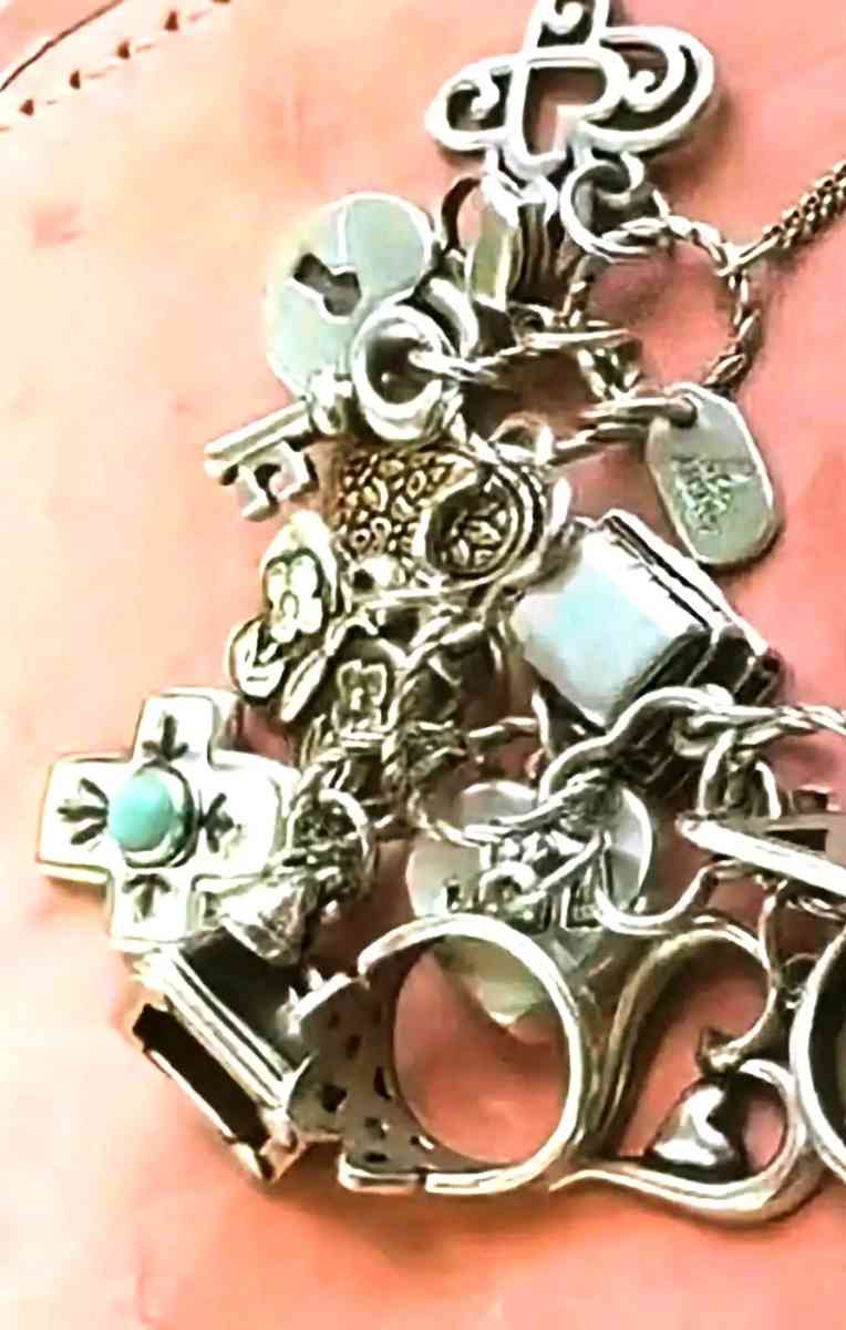 Silver James Avery Bracelet - Edinburg, Texas - FleaMarketBay