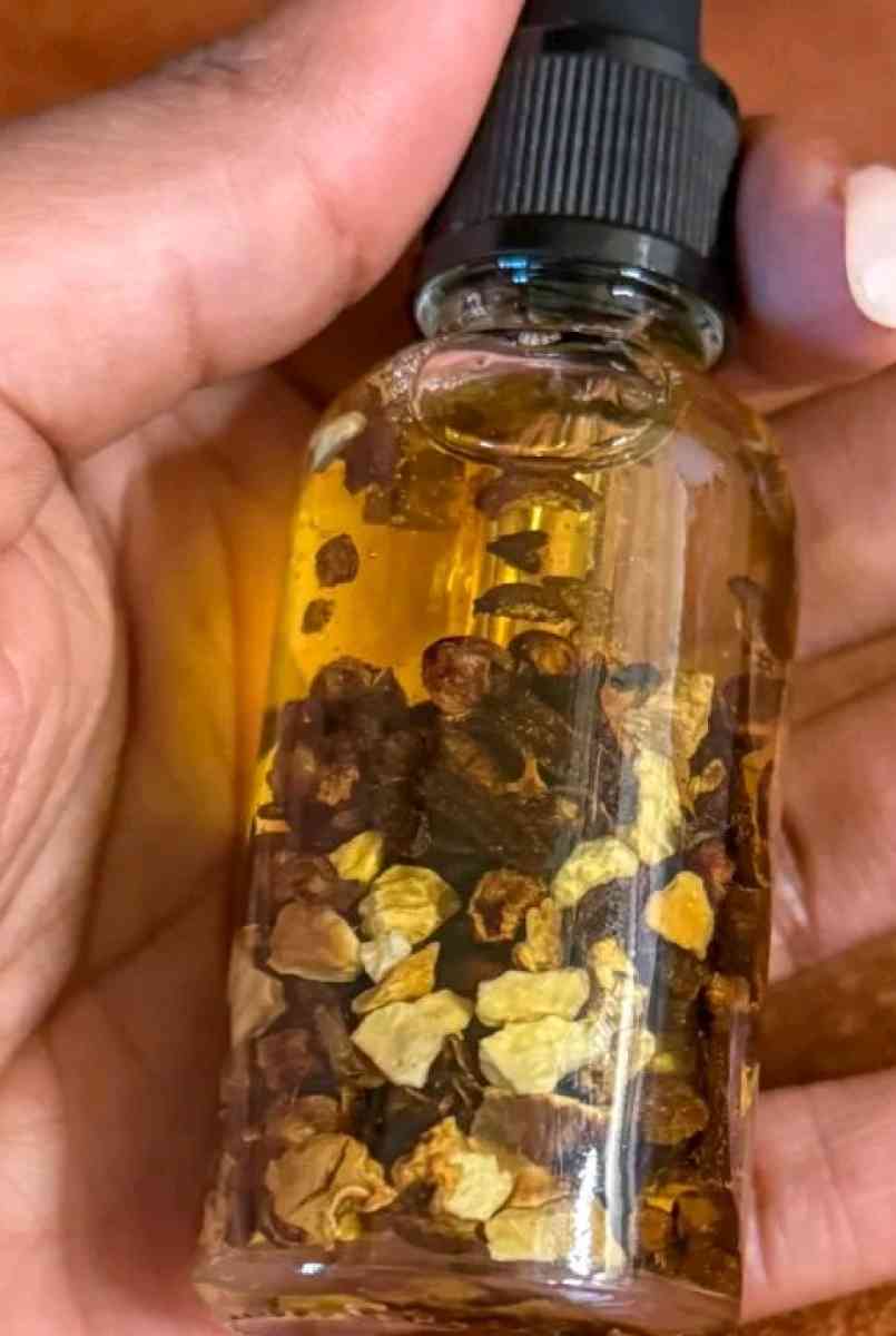 handmade ritual herbal oil - Knoxville, Tennessee - FleaMarketBay