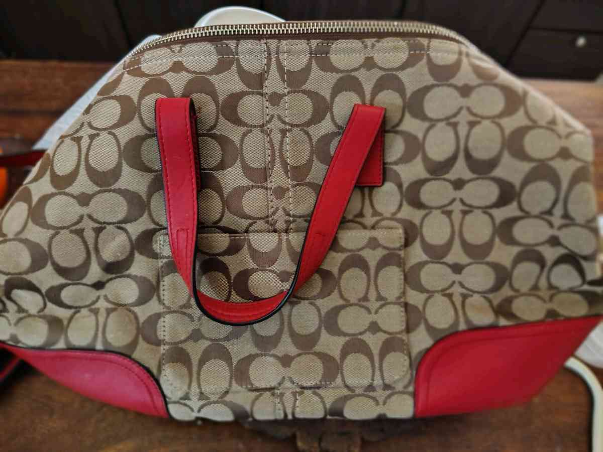 coach purse with checkbook cover - Radcliff, Kentucky