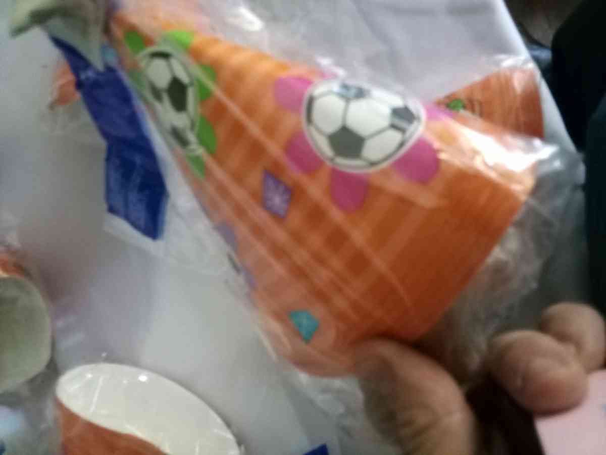 5x packs of 8 girl power party hats - South Haven, Michigan - FleaMarketBay