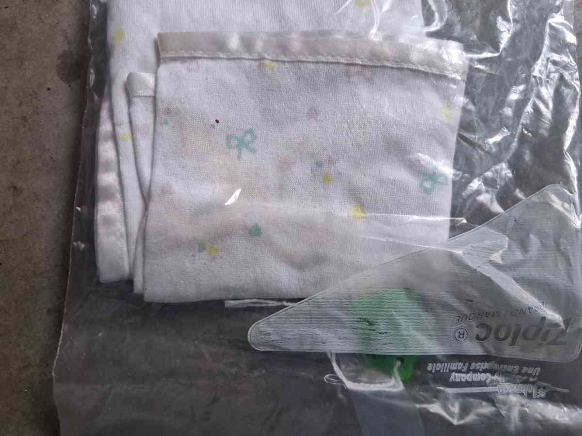 doll clothes dolls and doll house iteams - Kelso, Washington - FleaMarketBay