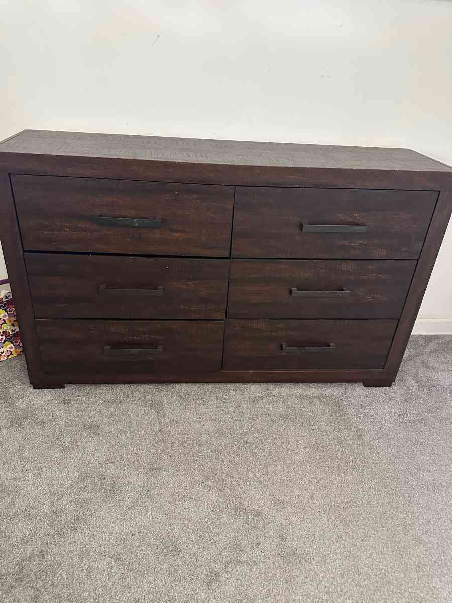 bedroom - Oak Lawn, Illinois - FleaMarketBay