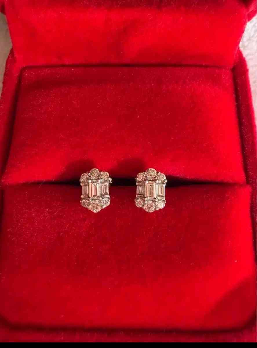 Platinum 900 natural Diamonds 40 carat total - Aberdeen, Washington - FleaMarketBay