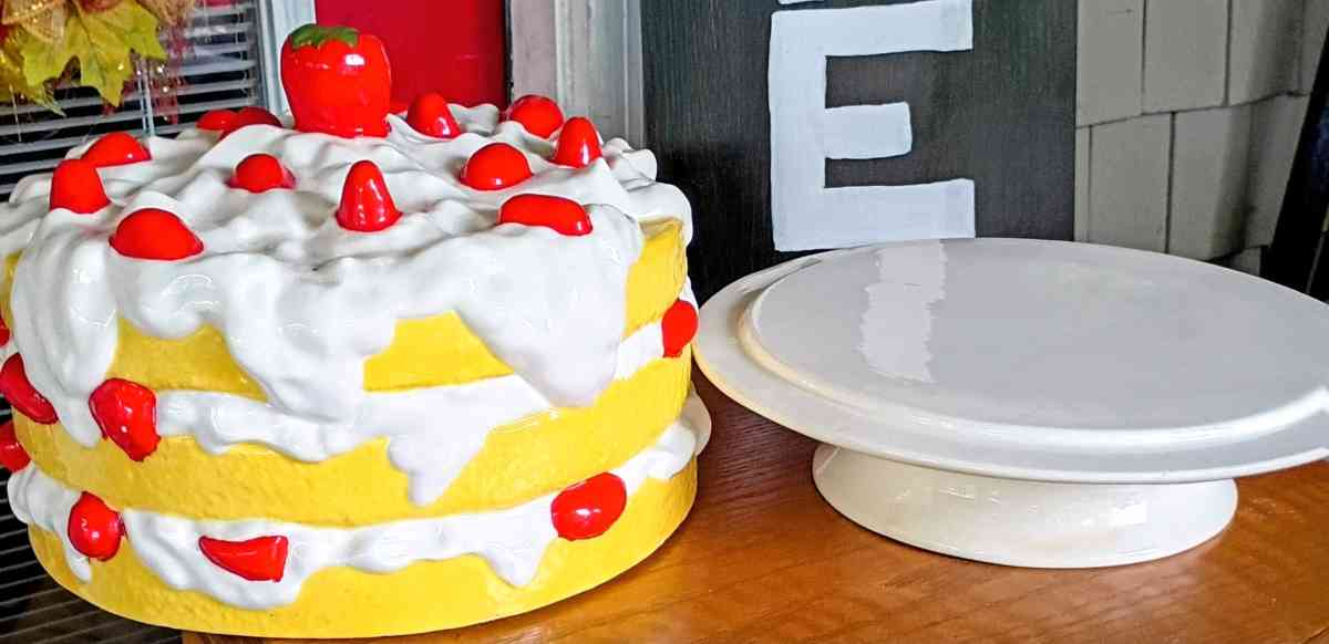 Vintage Strawberry Shortcake Cake Plate stand and dome - Andalusia, Alabama - FleaMarketBay