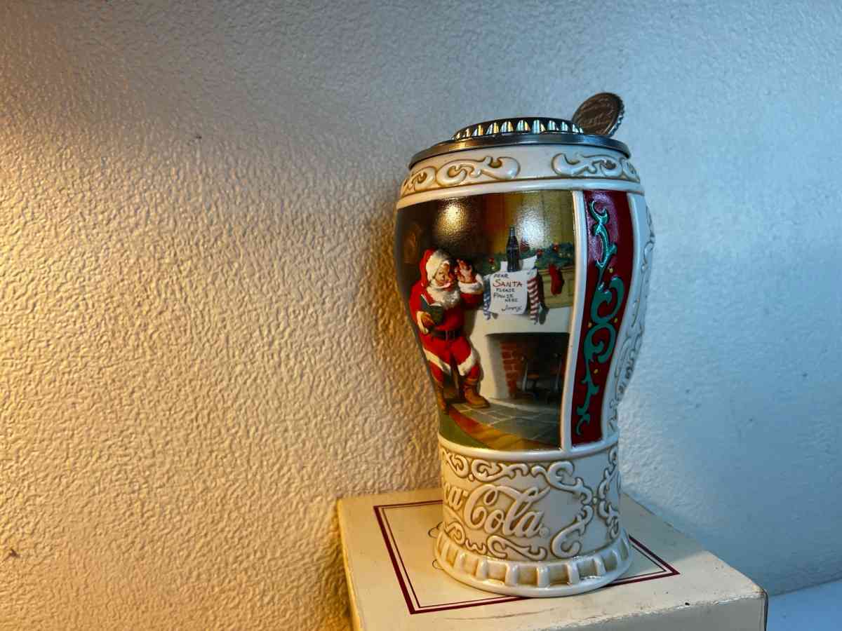 collectible Santa Coca Cola mug - Camp Verde, Arizona - FleaMarketBay