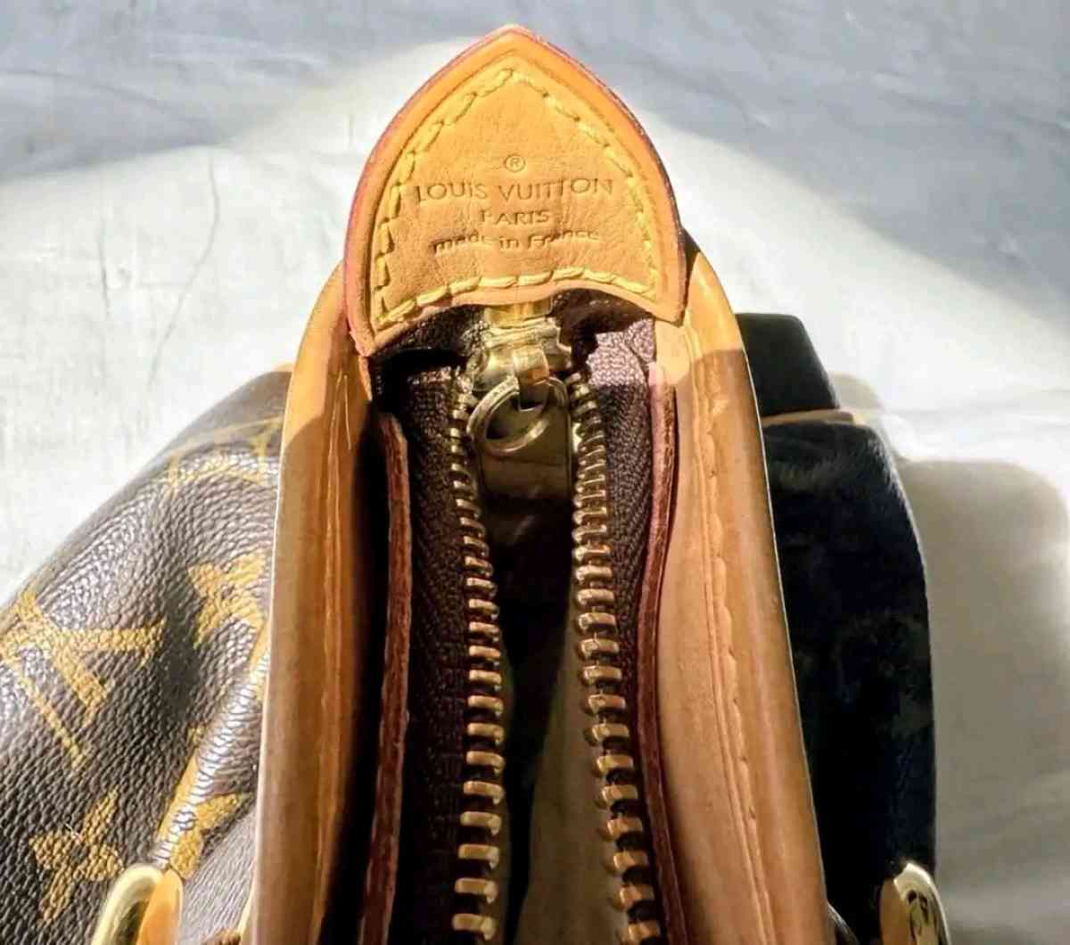 Vuitton BOETIE Handbag - Festus, Missouri - FleaMarketBay