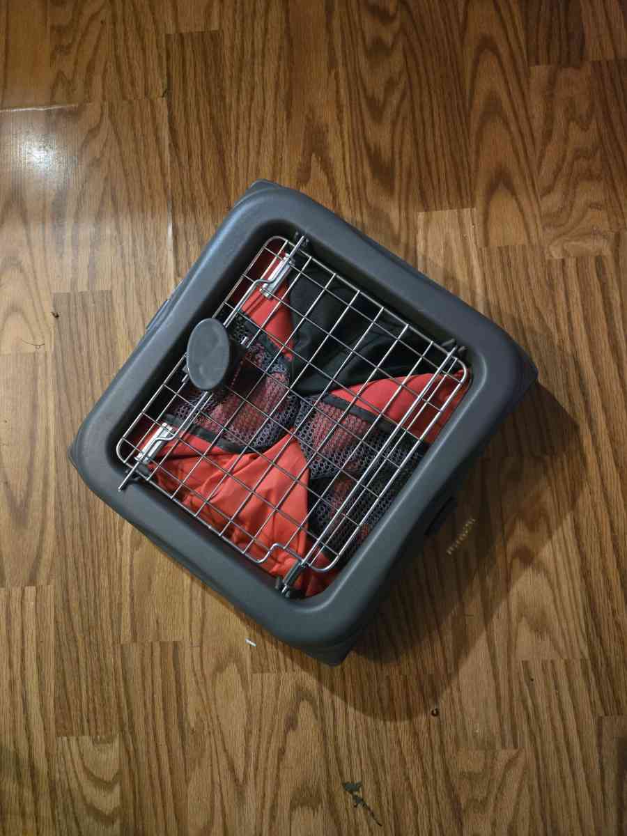 collapsible pet carrier - Manitowoc, Wisconsin - FleaMarketBay