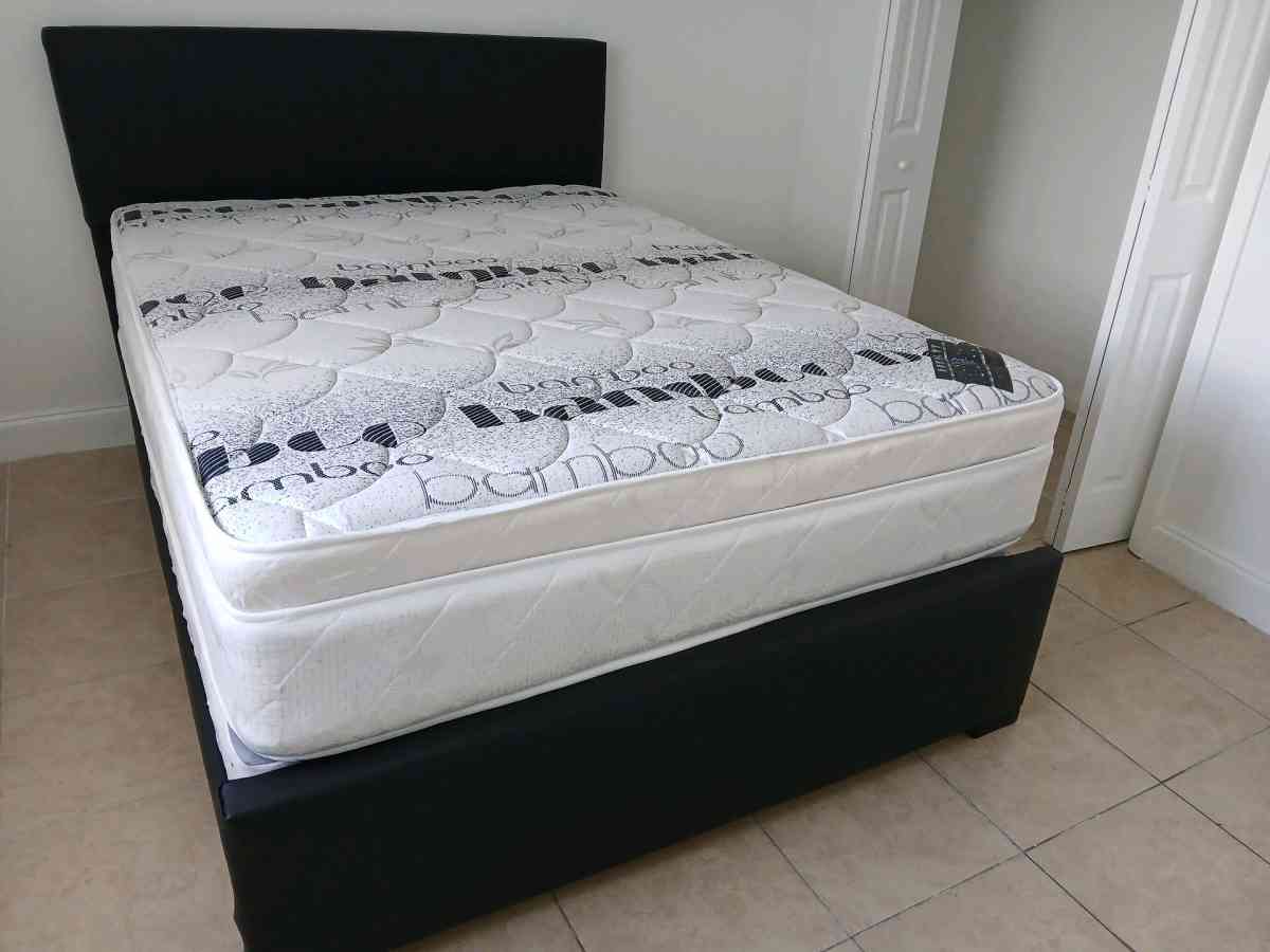 Queen bed frame with Mattress and boxspring brand new - Dania, Florida