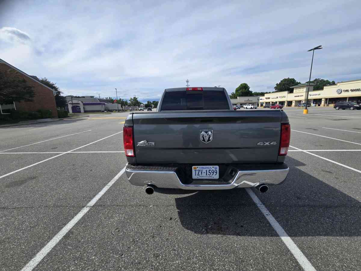Dodge Ram 2009 Hemi F150 - Virginia Beach, Virginia - FleaMarketBay