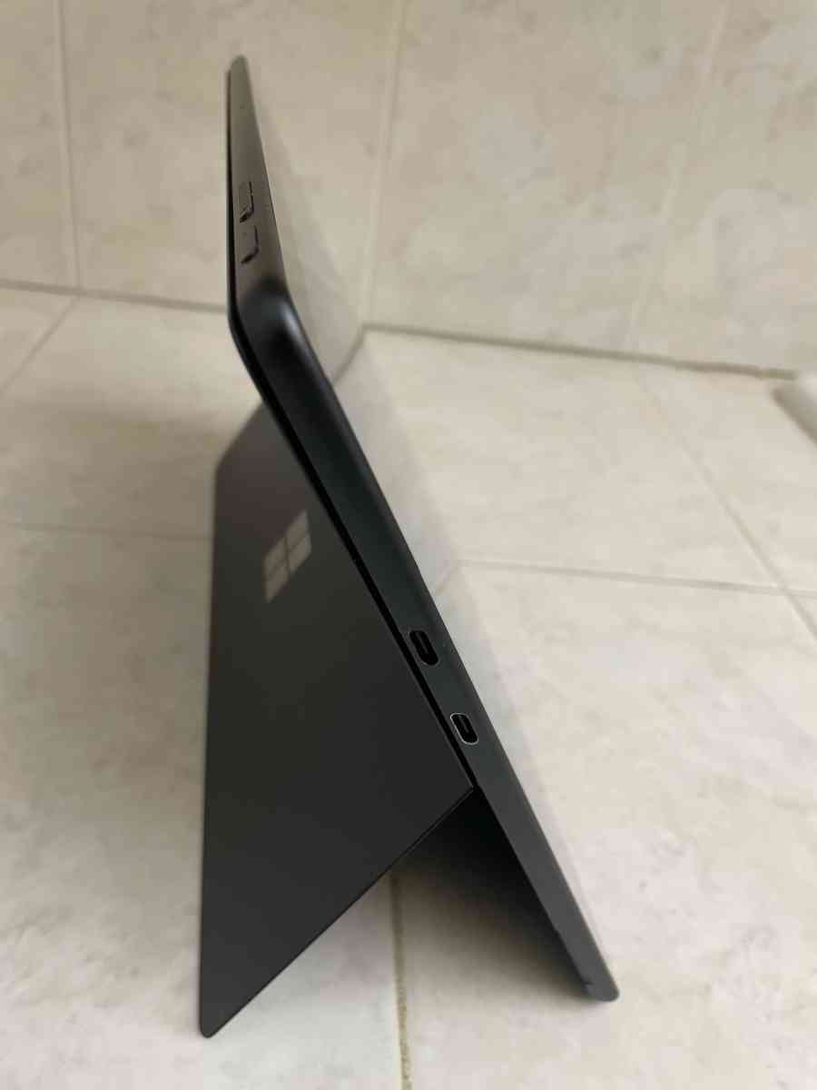 Surface Pro 6 Laptop Tablet Microsoft - West Palm Beach, Florida - FleaMarketBay