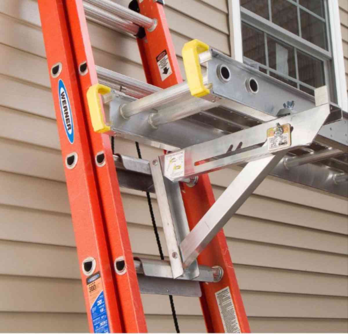 ladder jacks - Altamonte Springs, Florida - FleaMarketBay