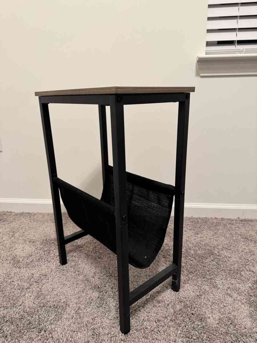 stand - Columbia, South Carolina - FleaMarketBay