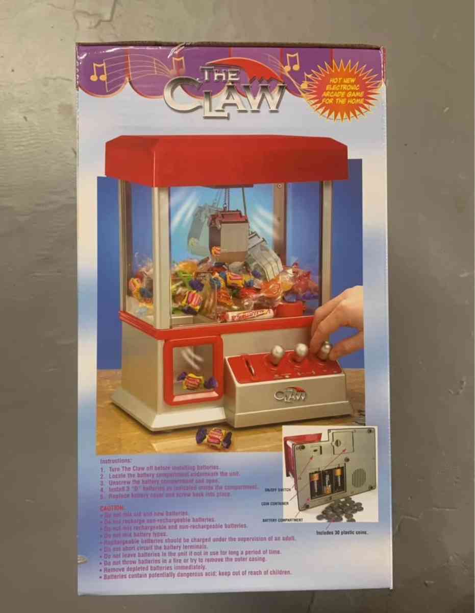 The Mini Claw Machine  SEALED NEW - Piscataway, New Jersey - FleaMarketBay