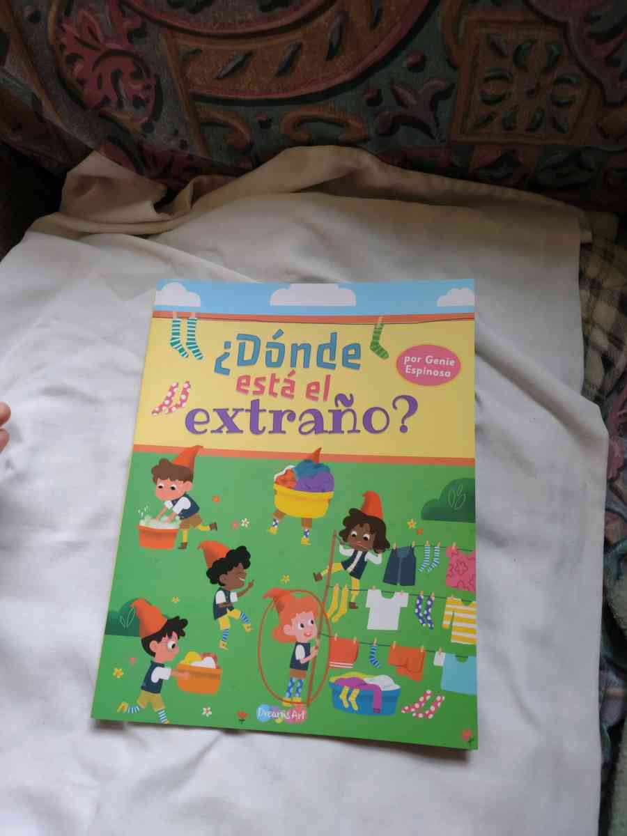 Activity libros en EspanolSpanish activity books - Gary, Indiana - FleaMarketBay