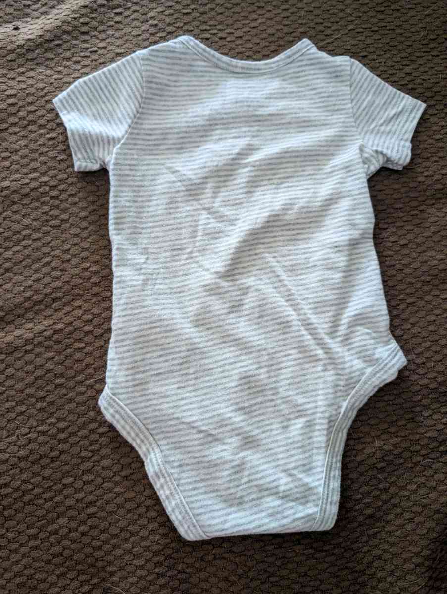 Aunties sidekick baby onesie - Savannah, Georgia - FleaMarketBay