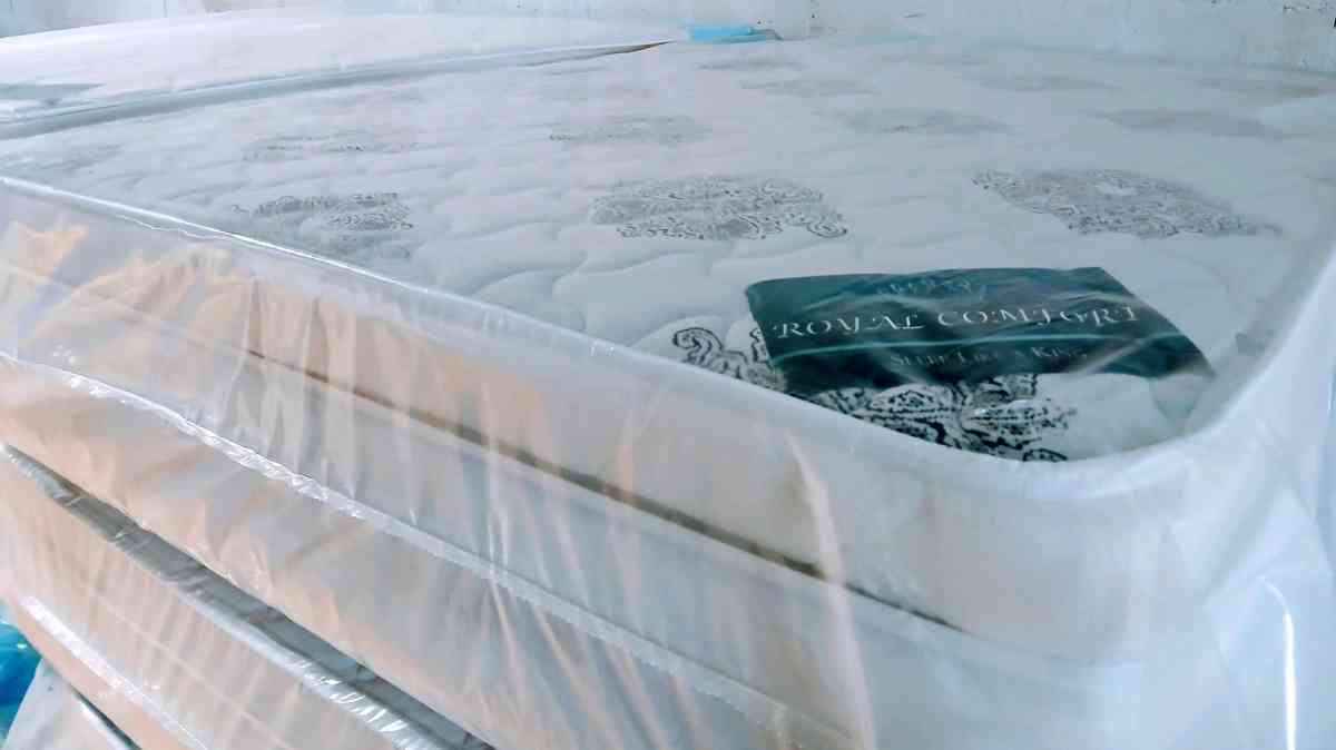 275 New Queen Mattress and Boxspring Free Delivery Sameday - Hallandale, Florida