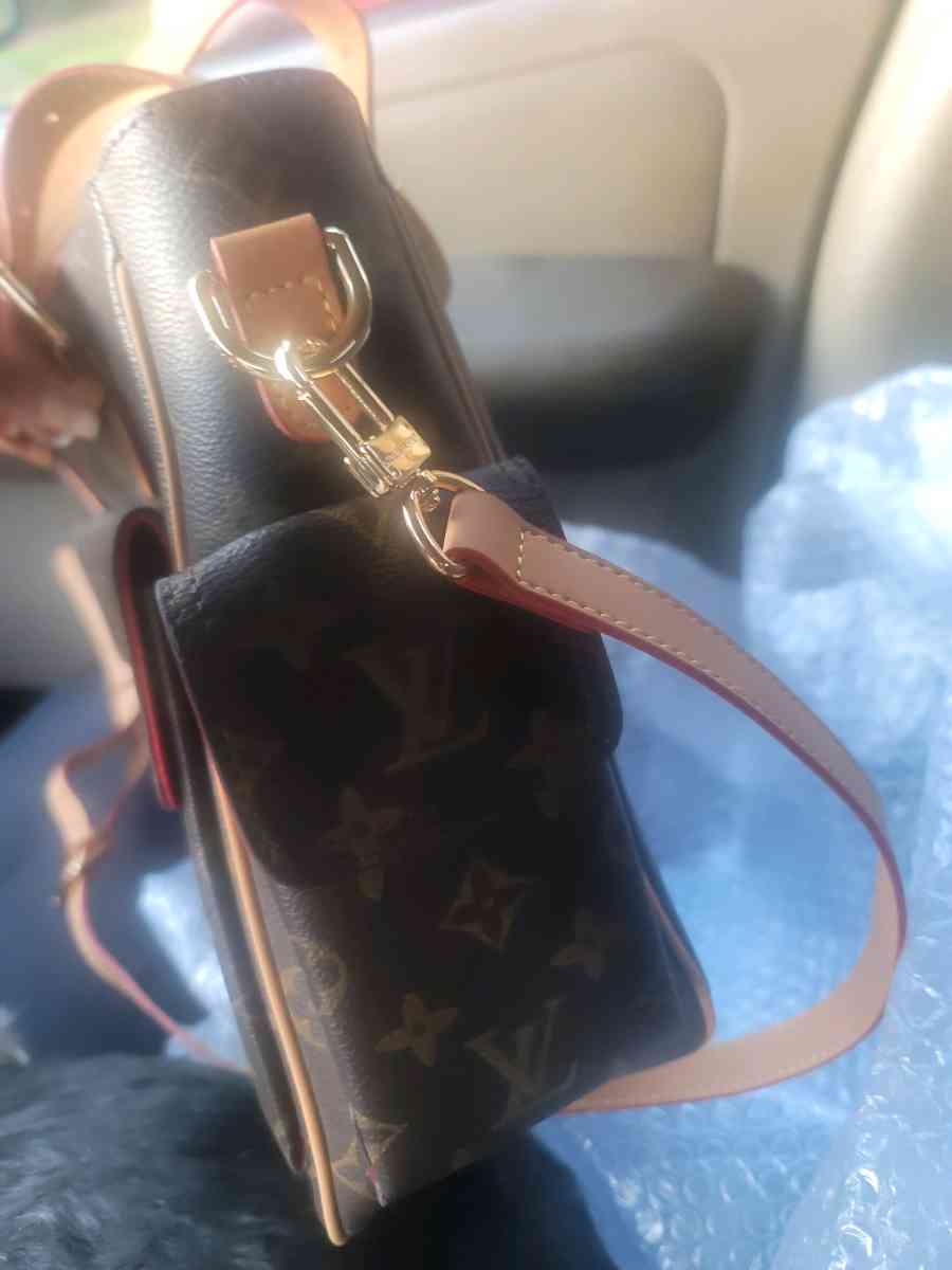 designer fashion bag - Florence, Alabama - FleaMarketBay