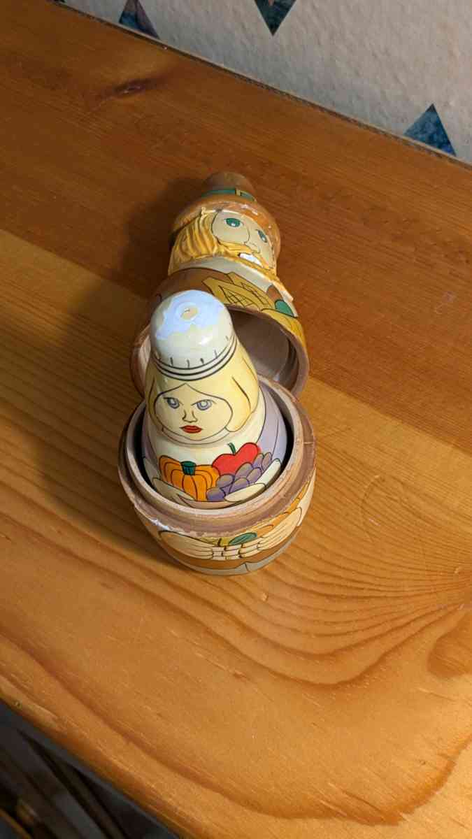 Thanksgiving Pilgrim Wooden Nesting Doll set 3 hand painted - Phoenix, Arizona - FleaMarketBay